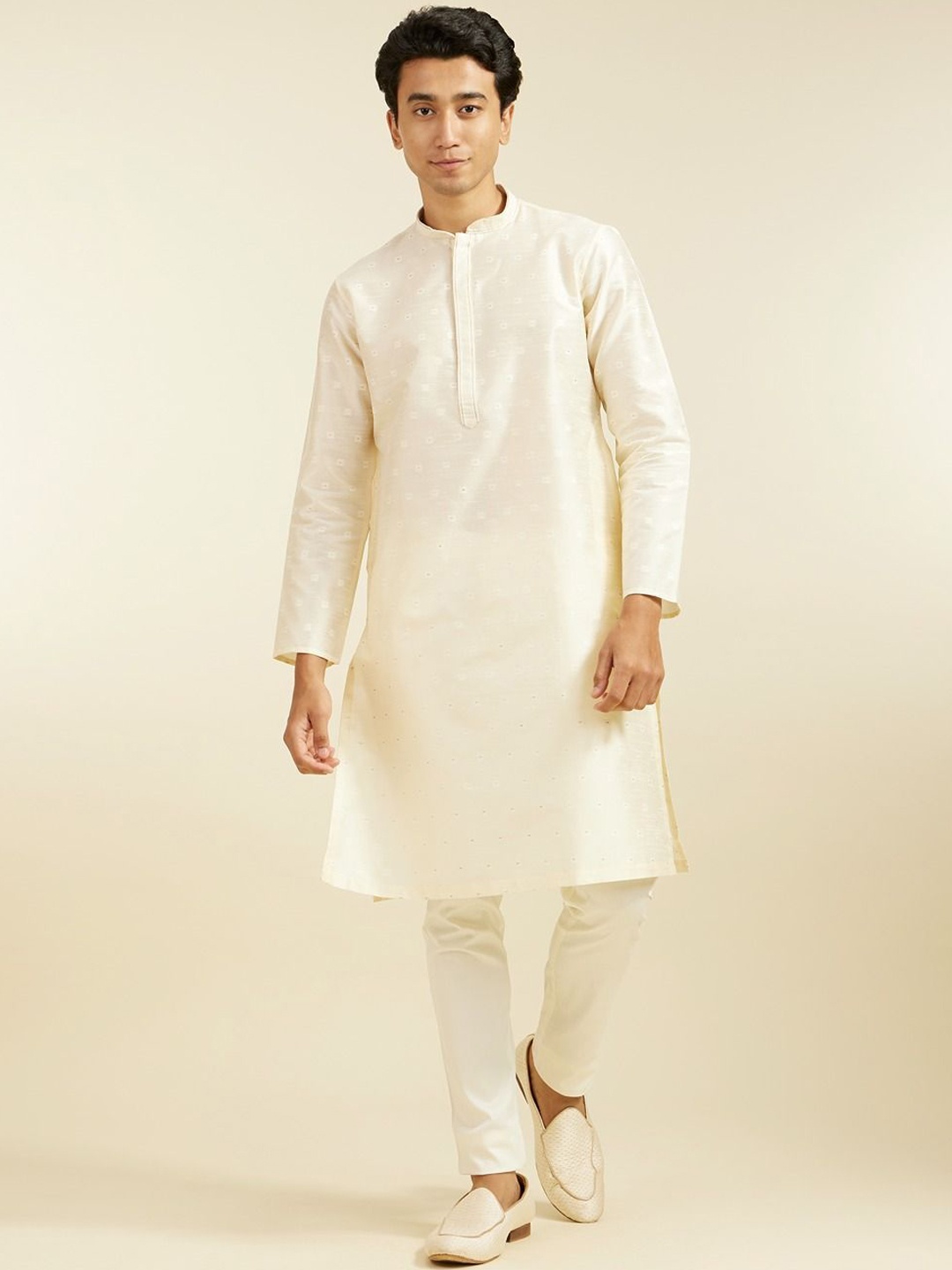 

Diwas by Manyavar Floral Woven Design Mandarin Collar Thread Work Straight Kurta, Cream