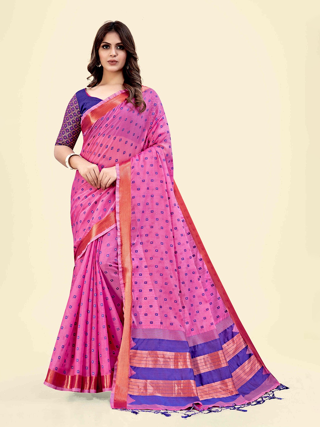 

SARHA Geometric Printed Woven Design Zari Pure Cotton Saree, Pink