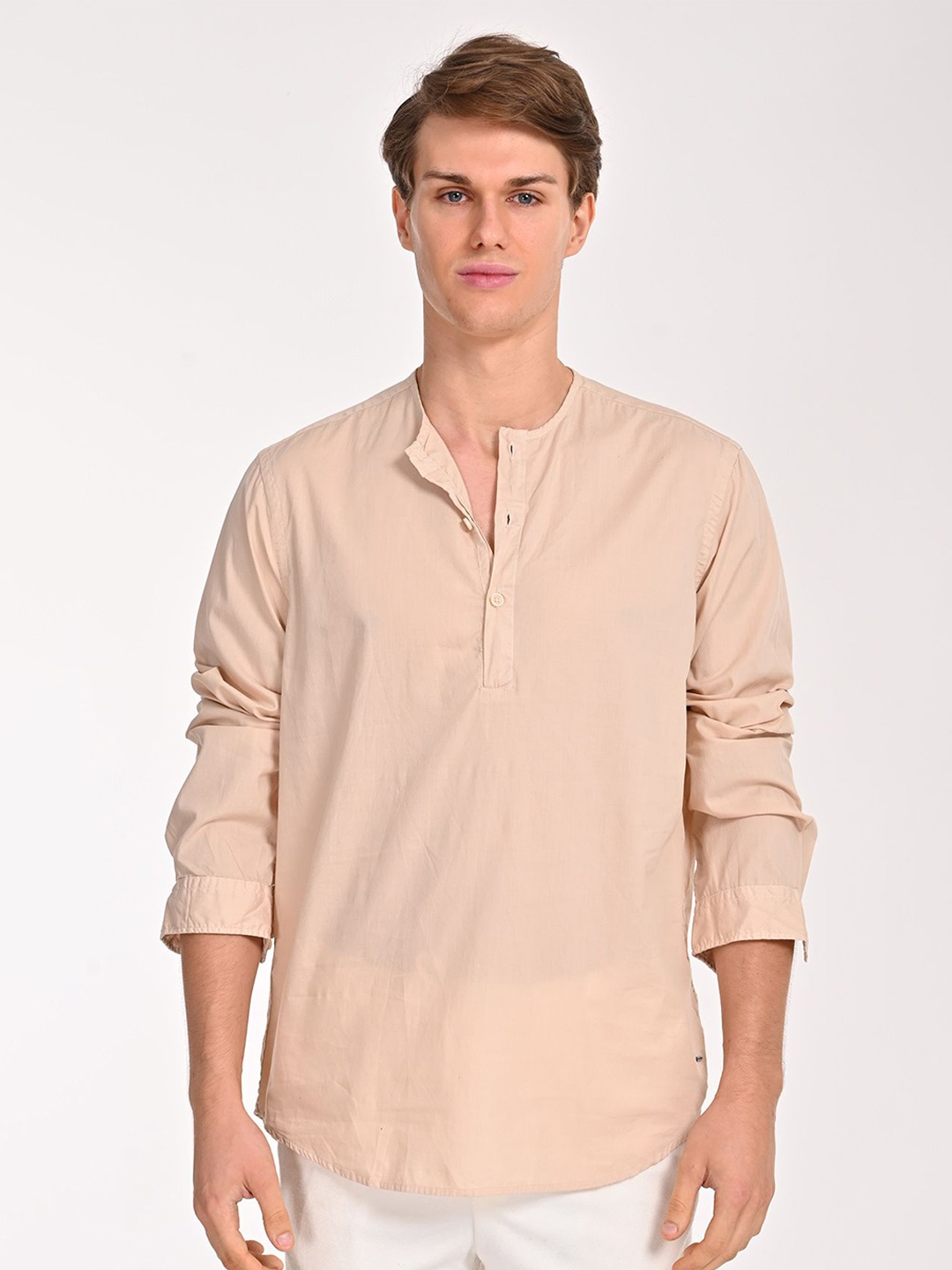

POE Men Smart Slim Fit Opaque Casual Shirt, Beige