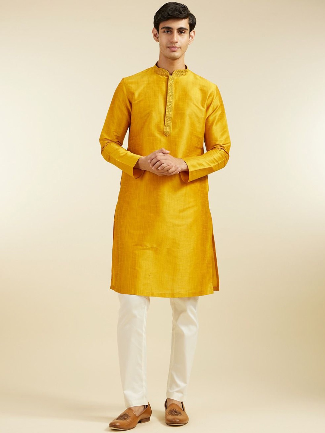 

Diwas by Manyavar Mandarin Collar Straight Kurta, Mustard