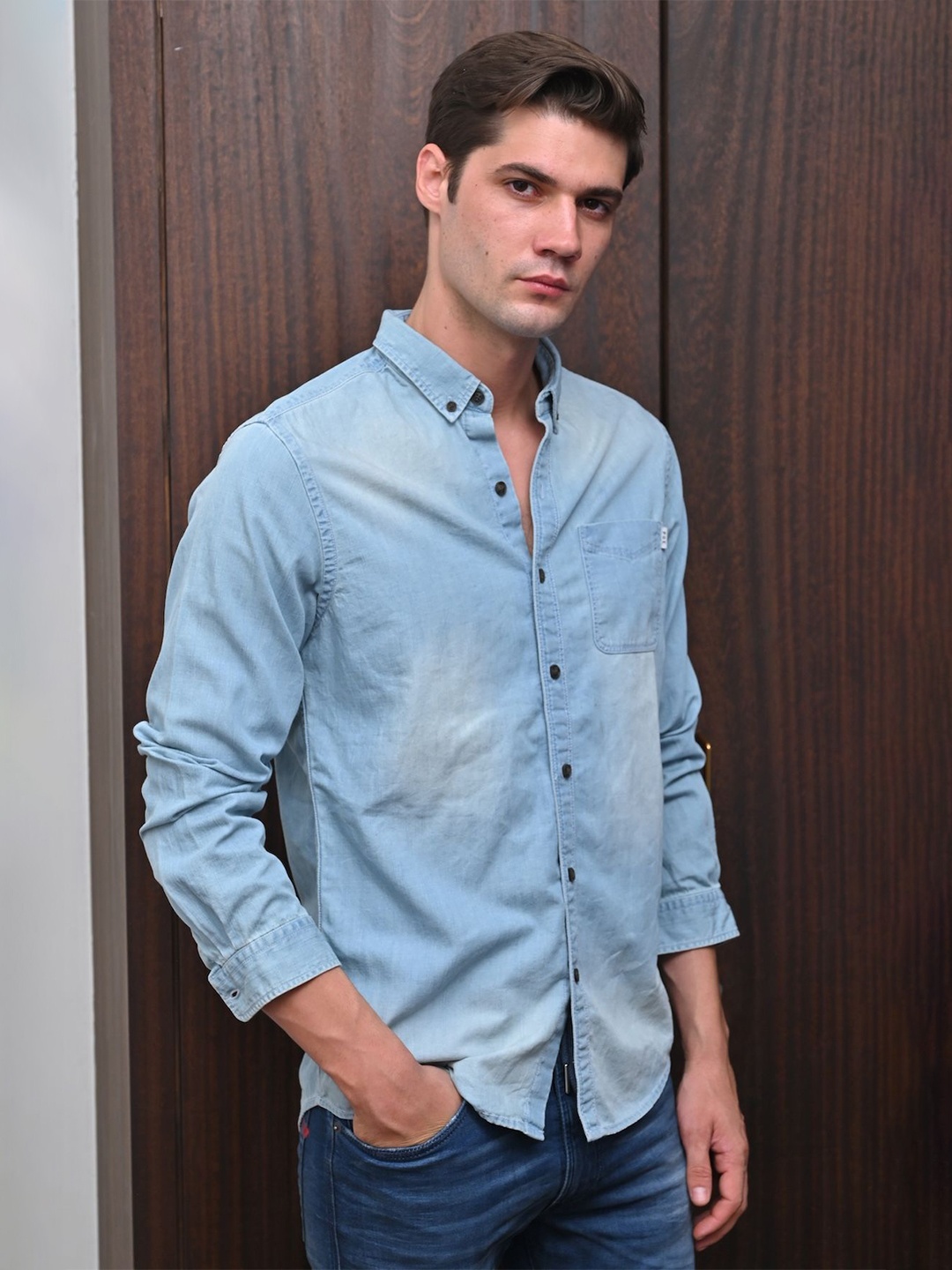 

POE Men Smart Slim Fit Opaque Striped Casual Shirt, Blue