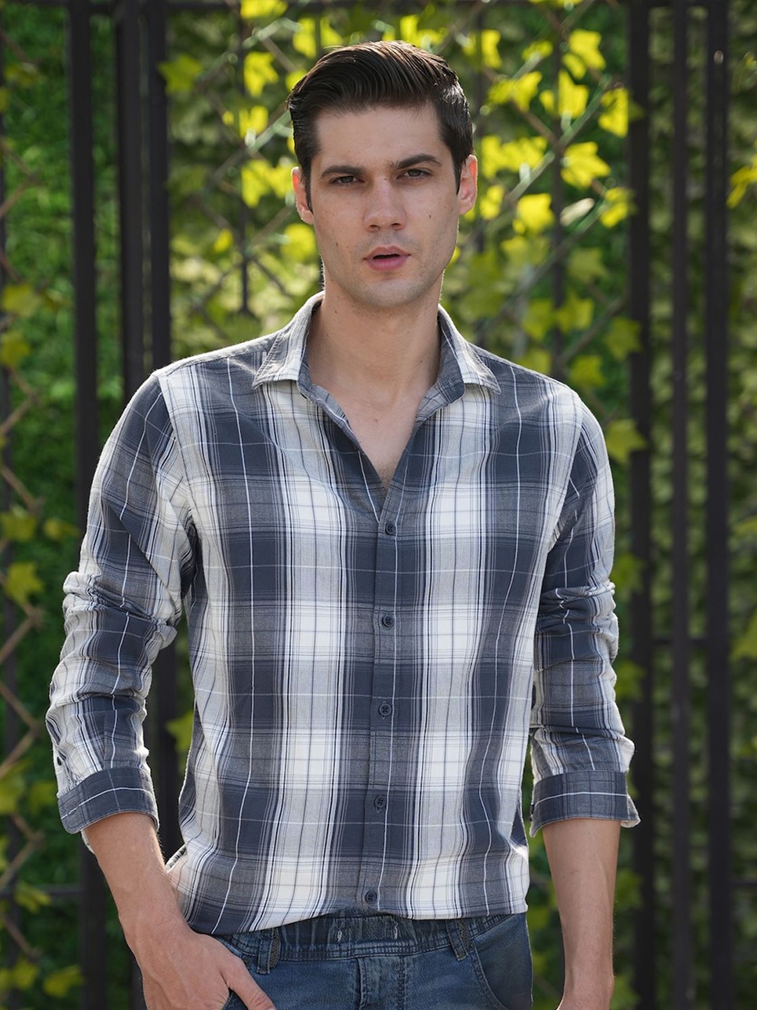 

POE Men Smart Slim Fit Tartan Checks Opaque Checked Casual Shirt, Grey
