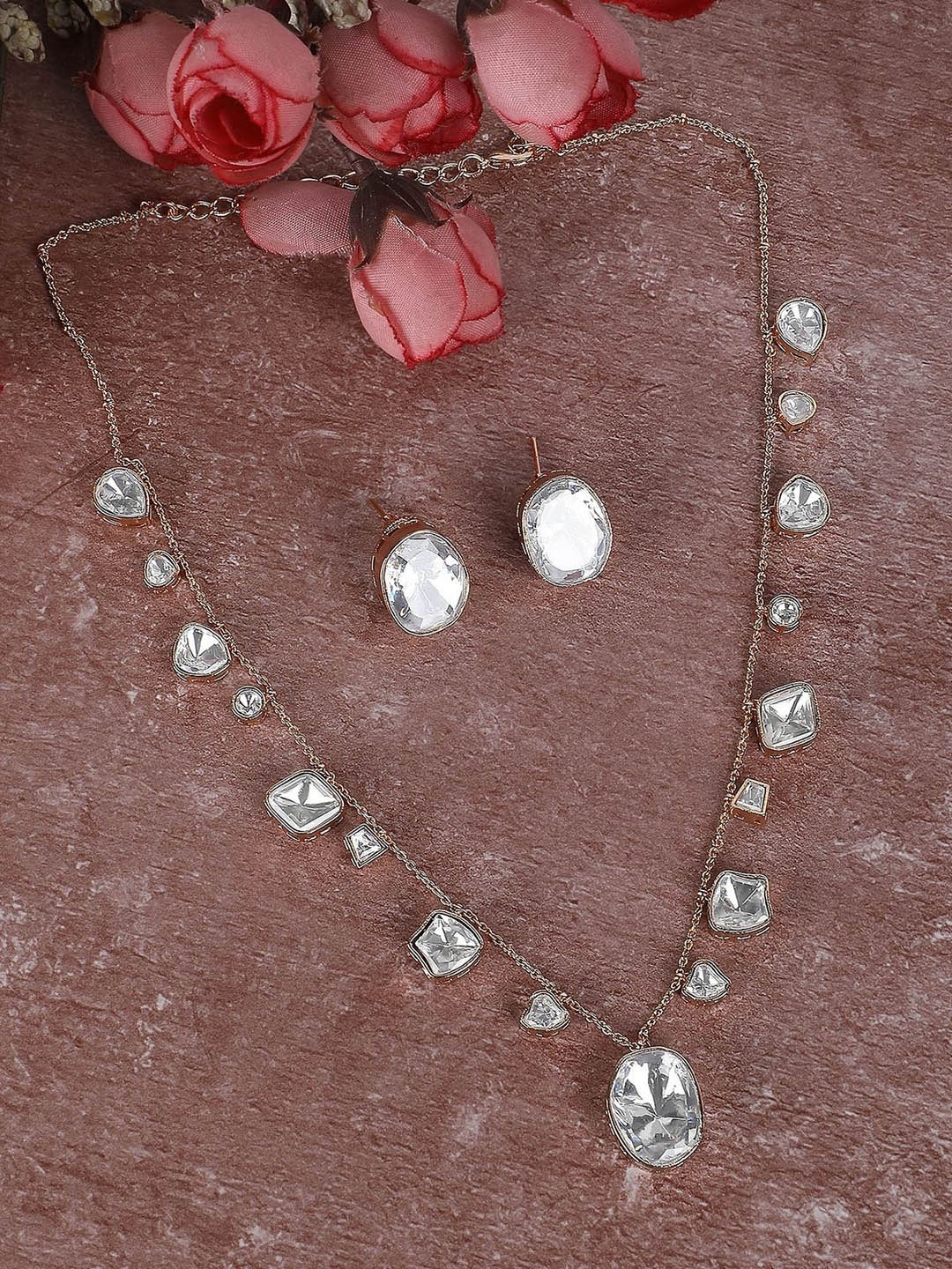 

AURAA TRENDS Gold Plated Stone-Studded Jewellery Set, White
