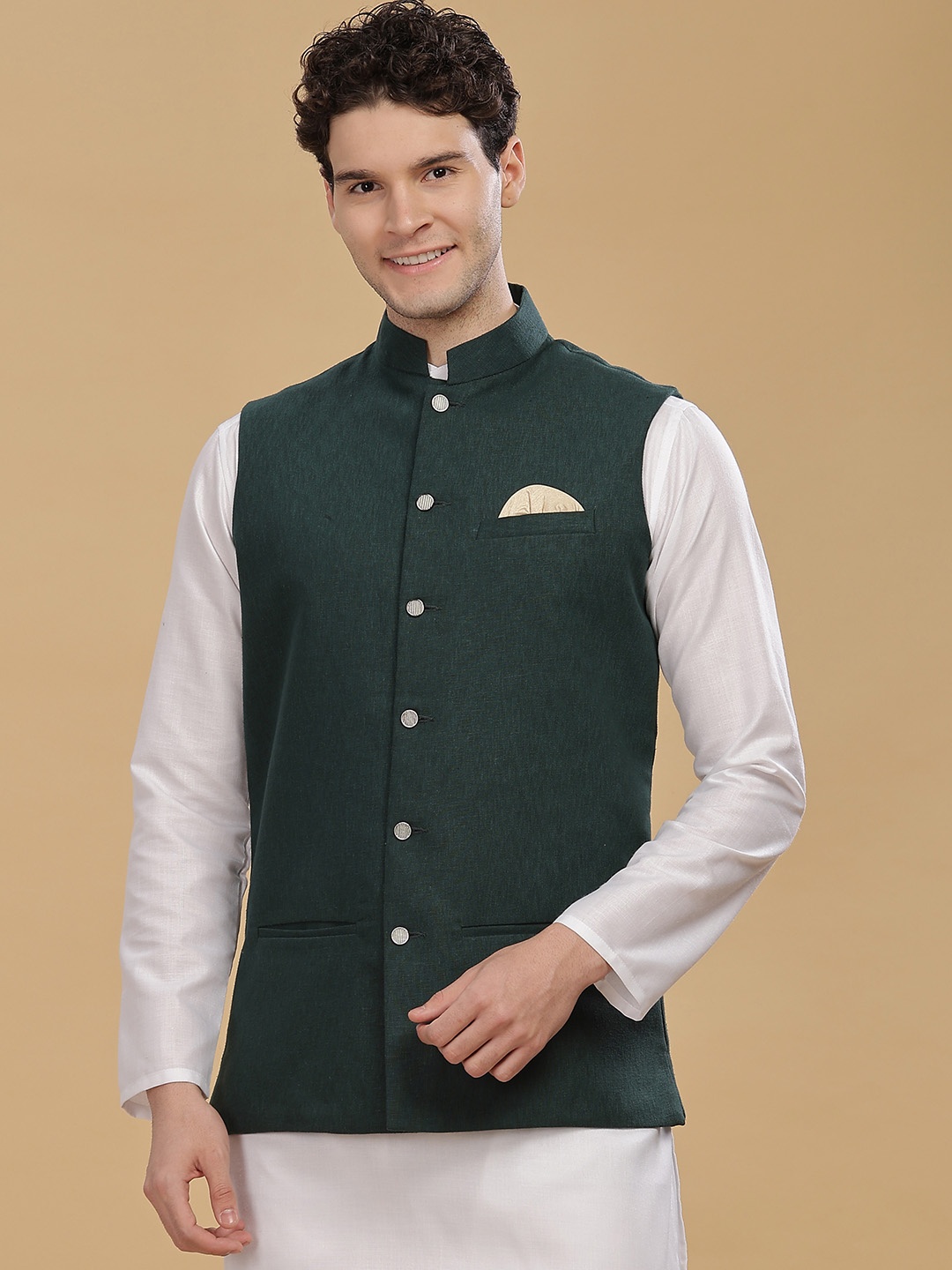 

Anouk Men Cotton Woven Nehru Jackets, Green