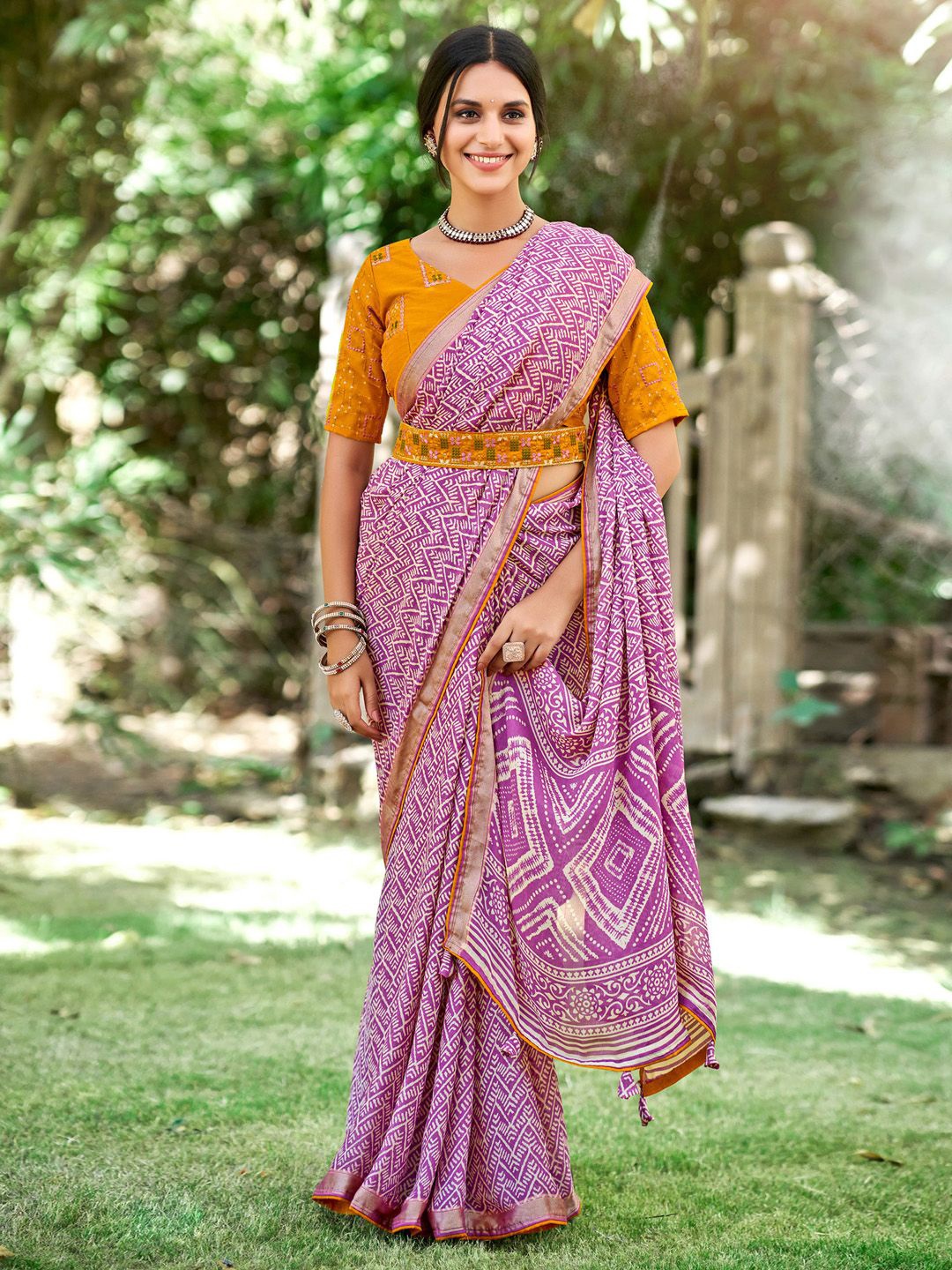 

Saree mall Ethnic Motifs Printed Sarees, Lavender