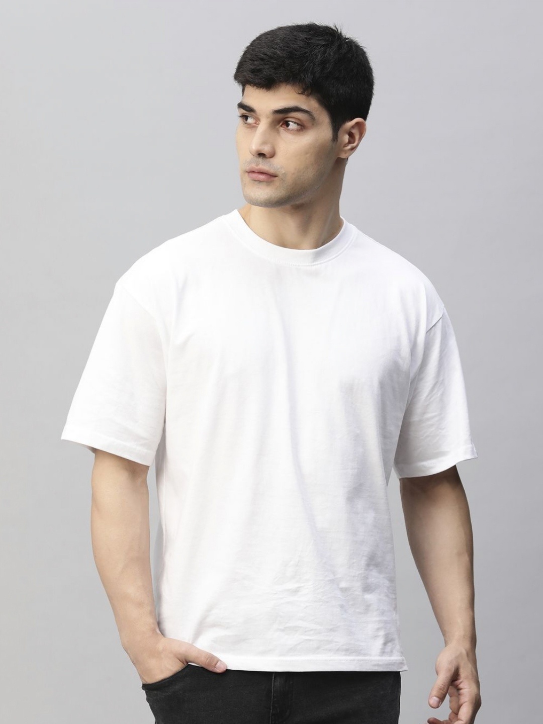 

PRONK Men Solid Round Neck Cotton Oversized T-shirt, White