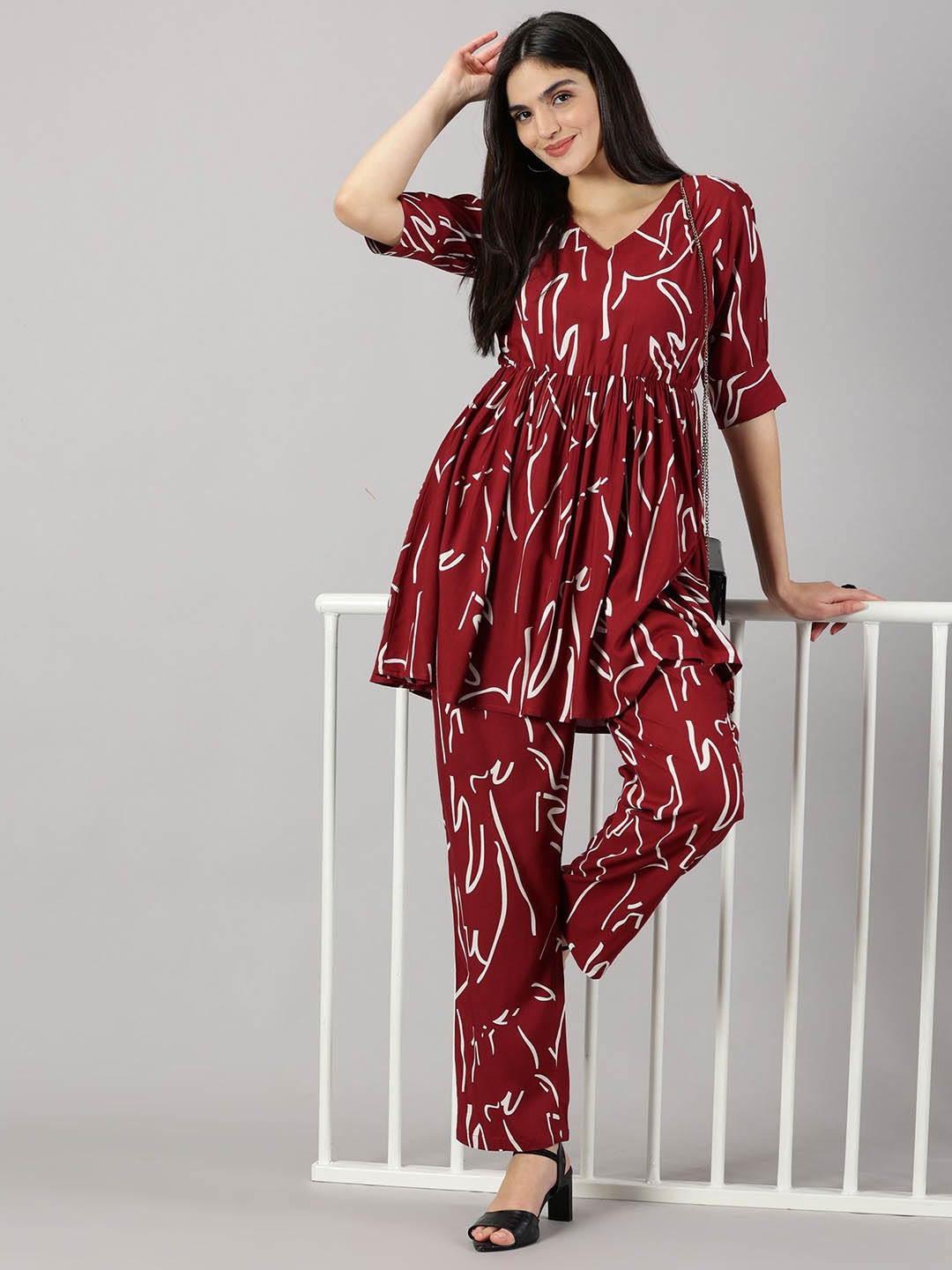 

PURSHOTTAM WALA Printed Tunic With Trouser Co-Ords, Maroon
