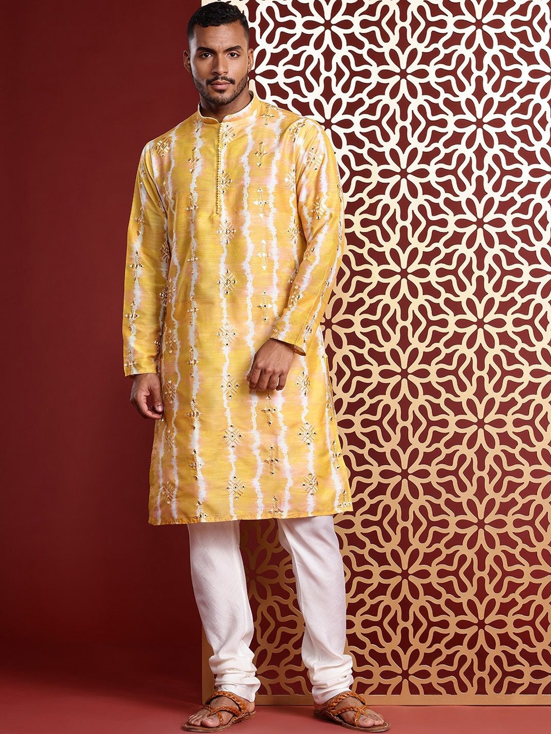 

MANQ Tie & Dye Printed Mandarin Collar Mirror Work Straight Kurta, Yellow