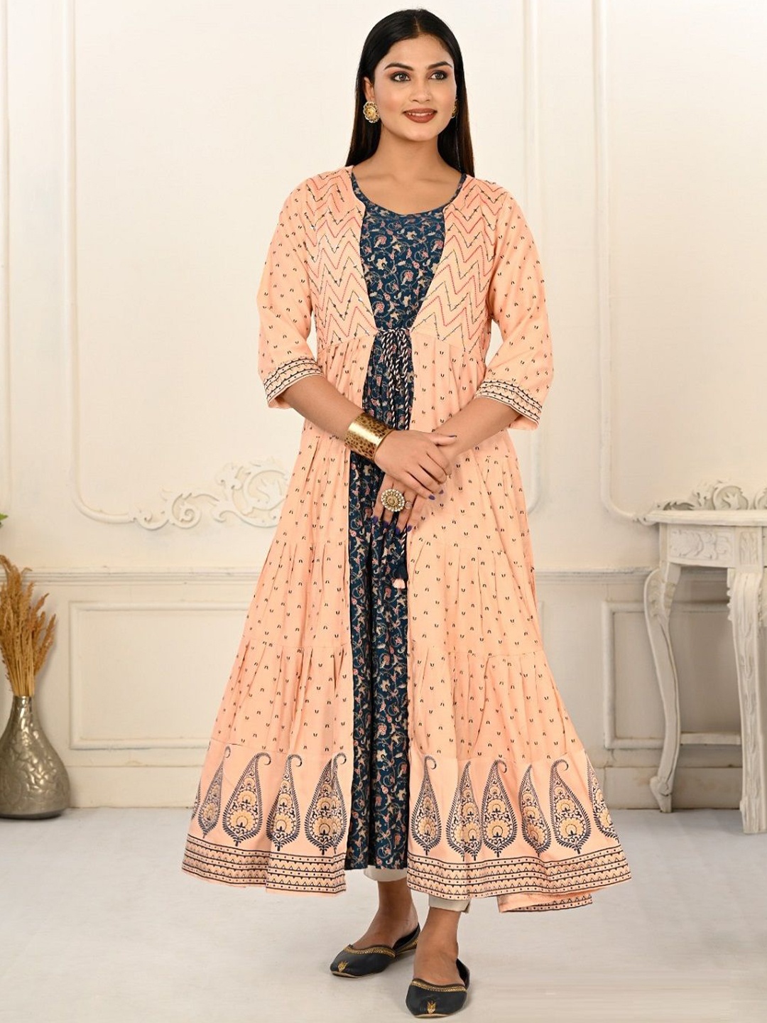 

JIVORA Women Ethnic Motifs Printed Sequinned Cotton Kurta, Peach