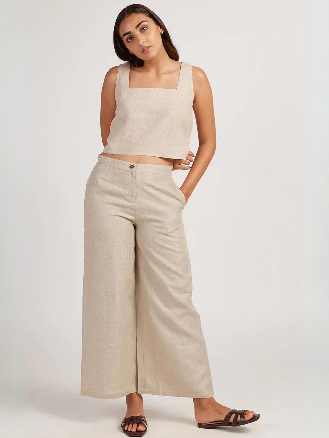 

Creatures of Habit Women Linen Co-ord Set with Crop Tank and Wide Leg Pants, Beige