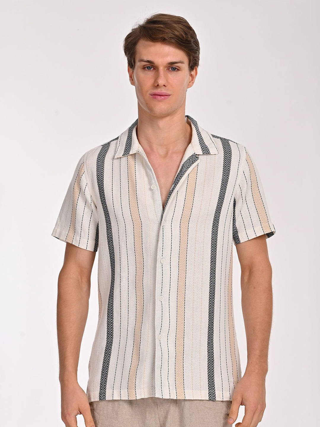

POE Men Smart Slim Fit Multi Stripes Opaque Striped Casual Shirt, Beige