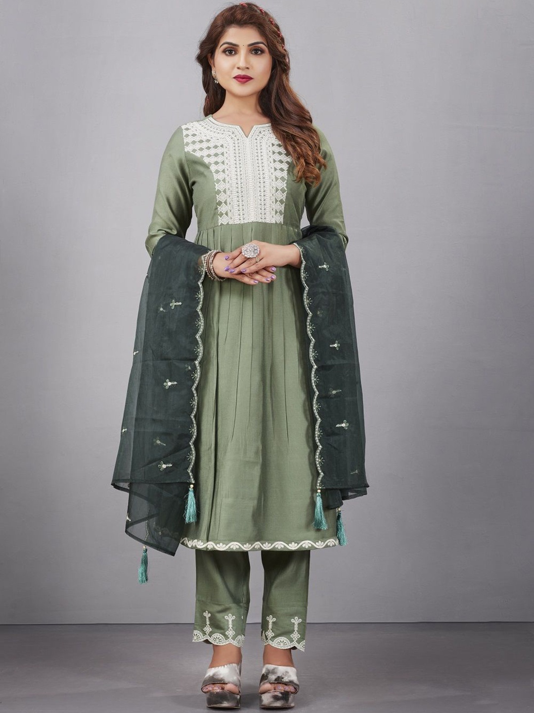 

JIVORA Floral Embroidered Notch Neck Pure Silk A-Line Kurta with Trousers & Dupatta, Green