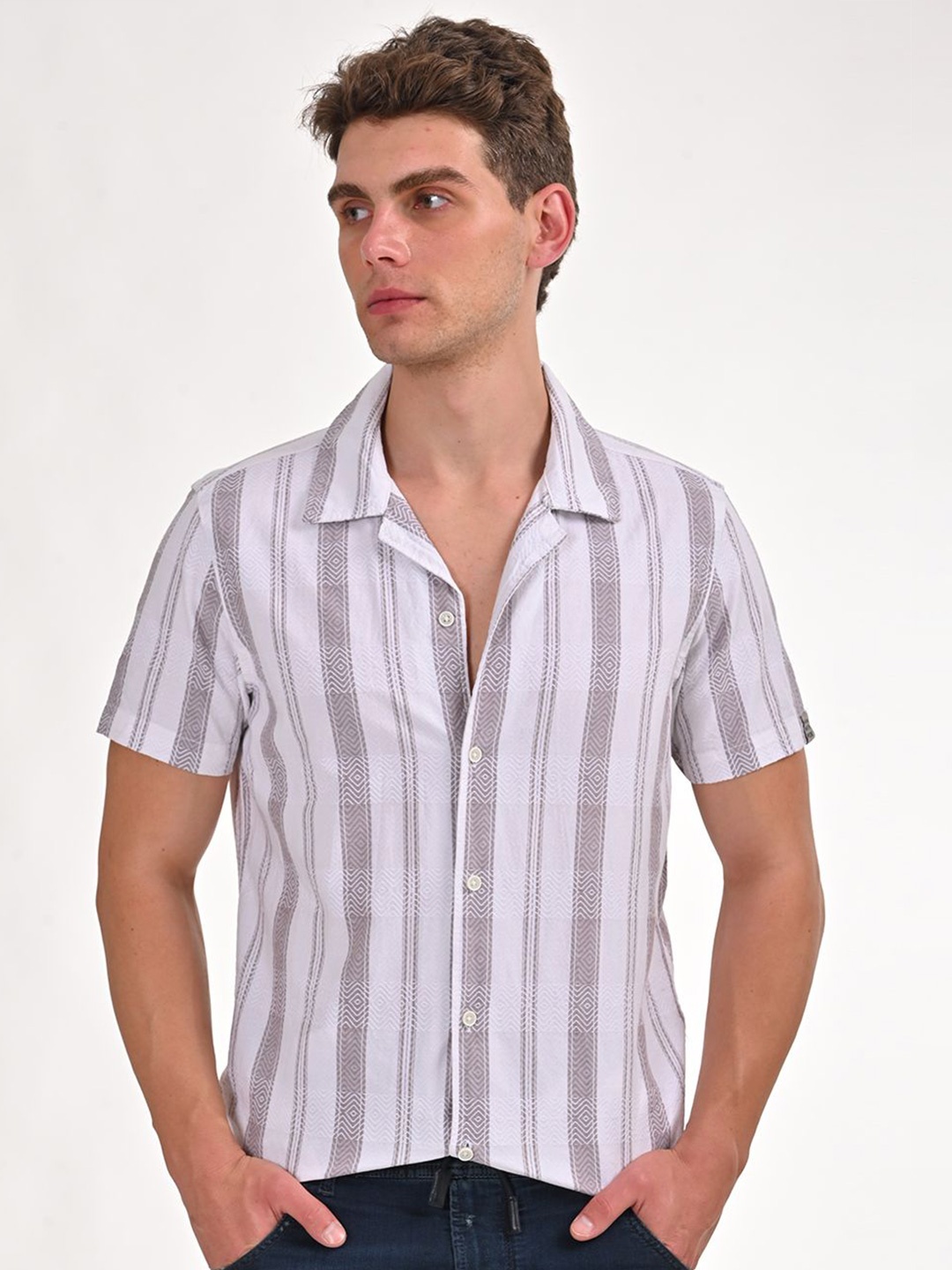 

POE Men Smart Slim Fit Opaque Striped Casual Shirt, Pink