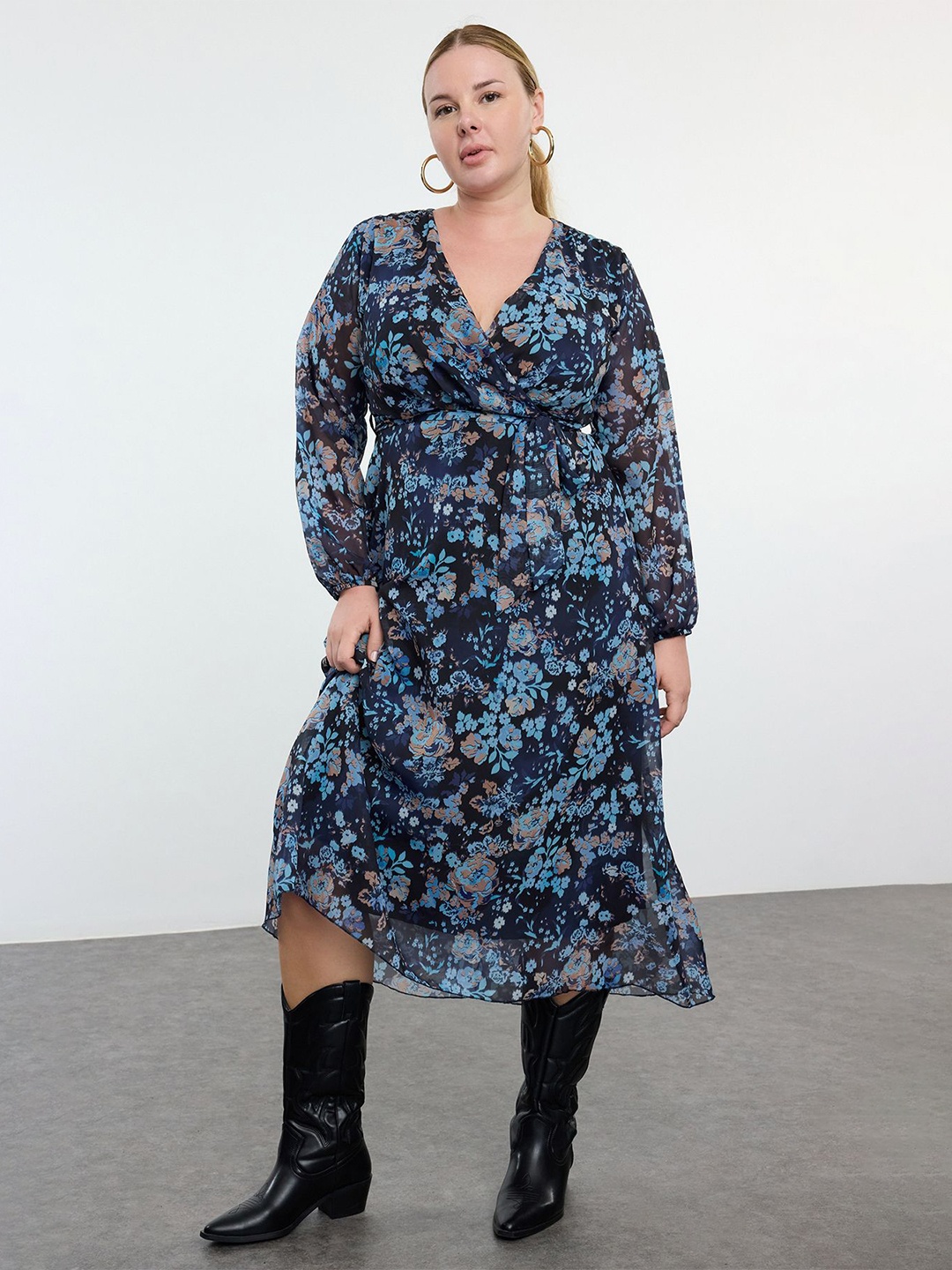 

Trendyol Floral Print Fit & Flare Midi Dress, Na