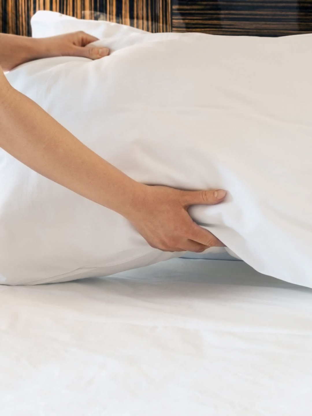 

Vendola White 2 Pieces Rectangle Cushion Covers