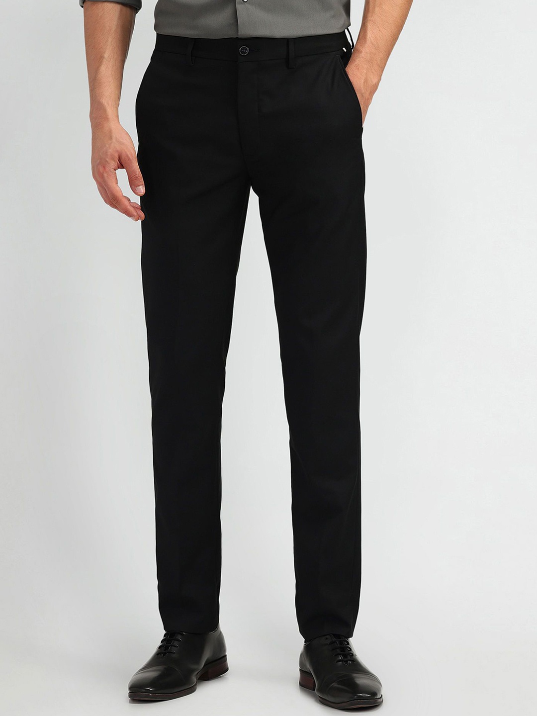 

Arrow New York Men Urban Slim Slim Fit Trousers, Black