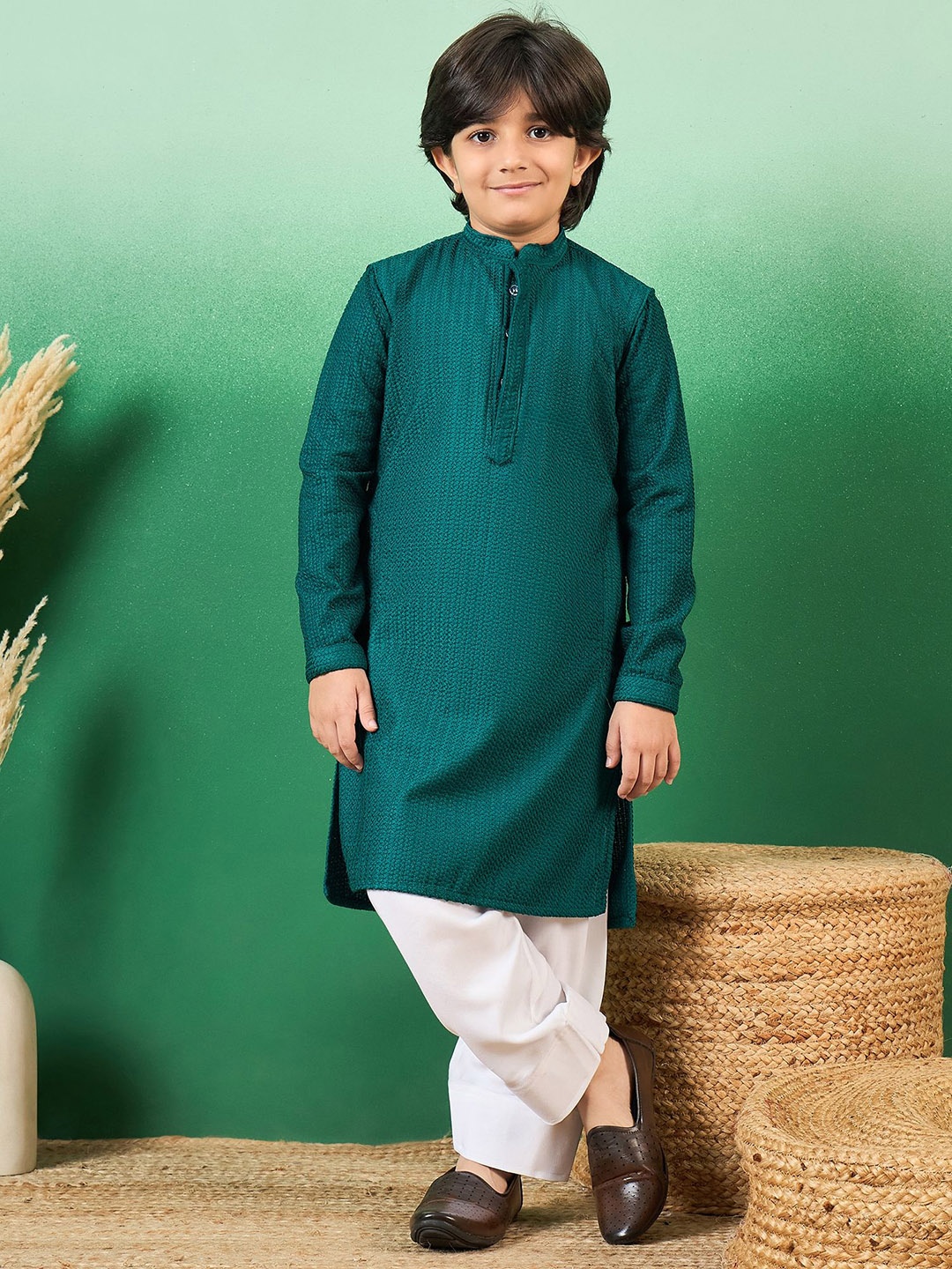 

Sangria Boys Chikankari Embroidered Cotton Straight Kurta, Green