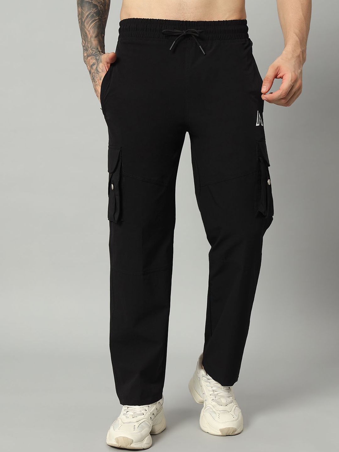 

AECK Men Straight-Fit Track Pants, Black