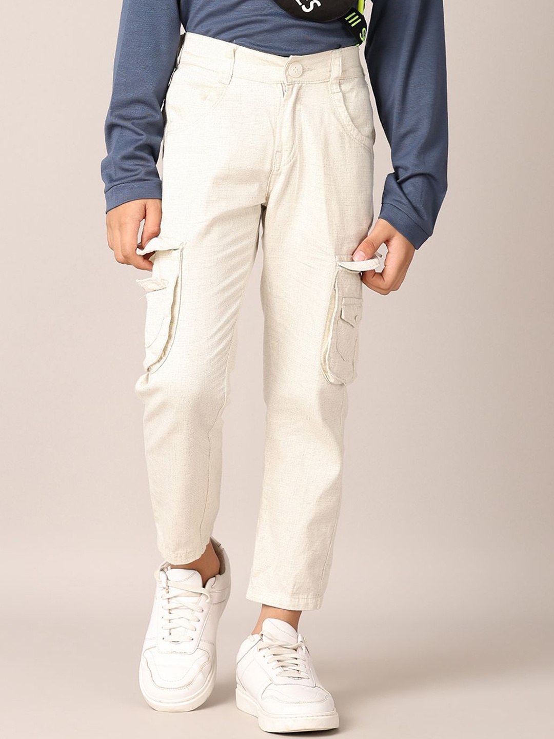 

V-Mart Boys Cargos Trousers, Off white