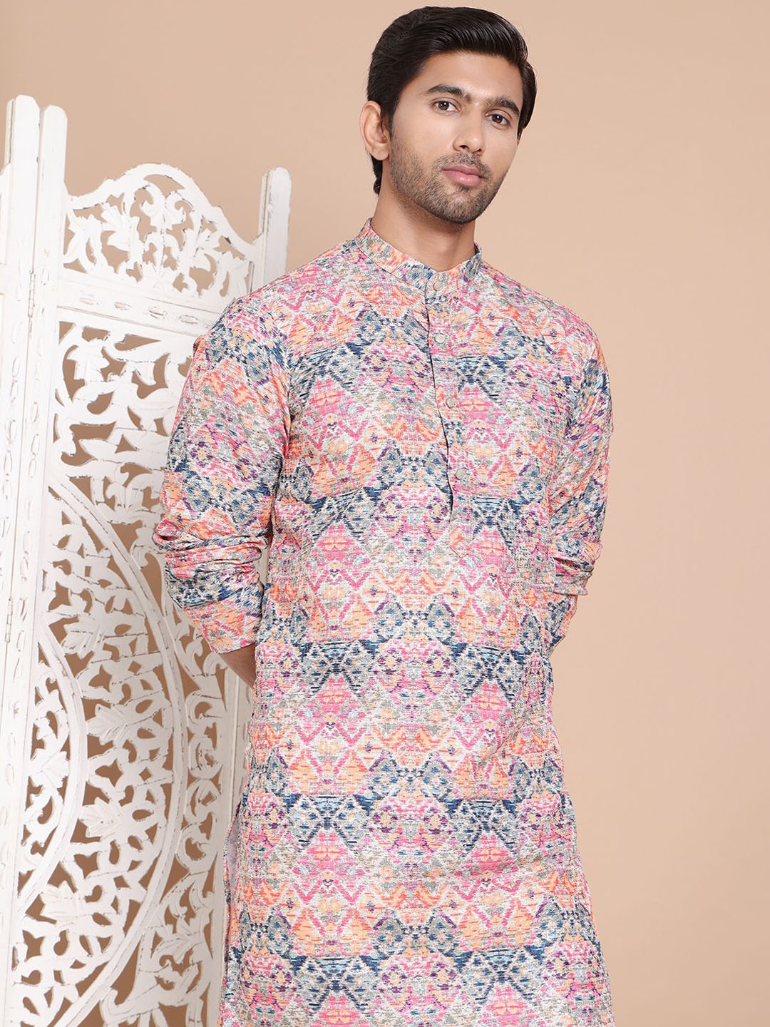 

Anouk Men Printed Regular Sequinned Kurta with Pyjamas, Orange