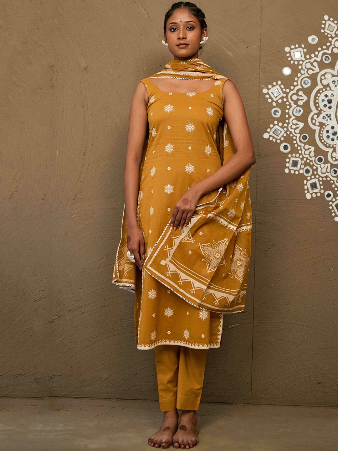 

PINK CACTII Women Floral Printed Panelled Pure Cotton Kurta with Palazzos & With Dupatta, Yellow