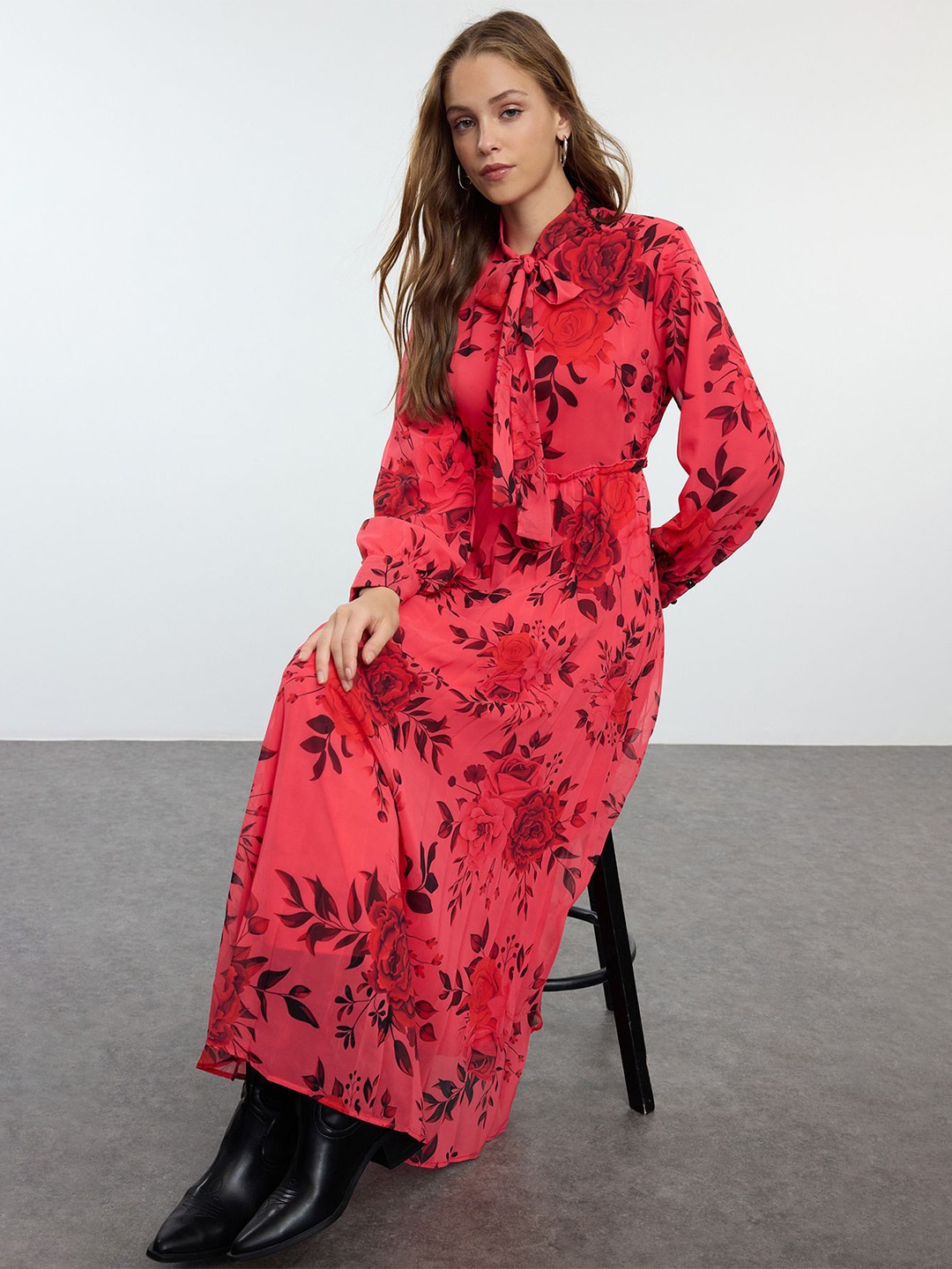 

Trendyol Floral Print Tie-Up Neck Shirt Midi Dress, Na