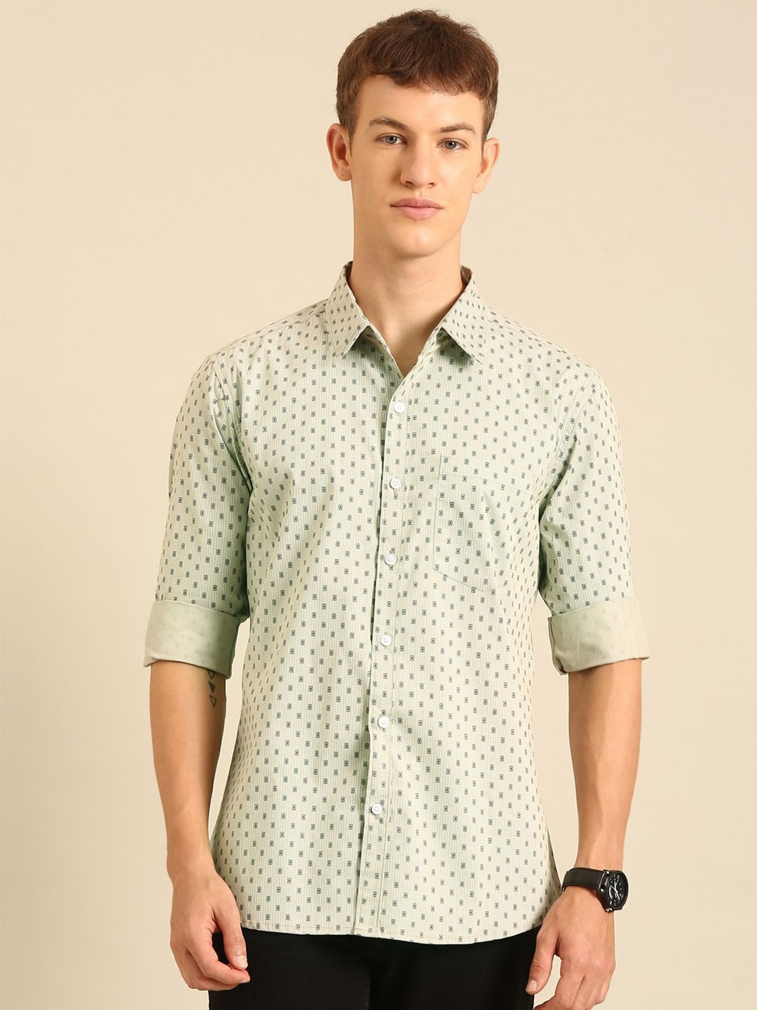 

Joven Men Opaque Printed Casual Shirt, Green