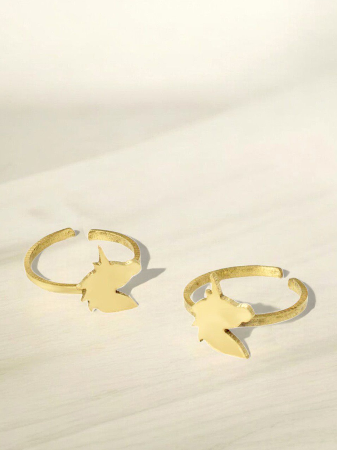 

Goldnera Unicorn Ethnic Toe Rings, Gold