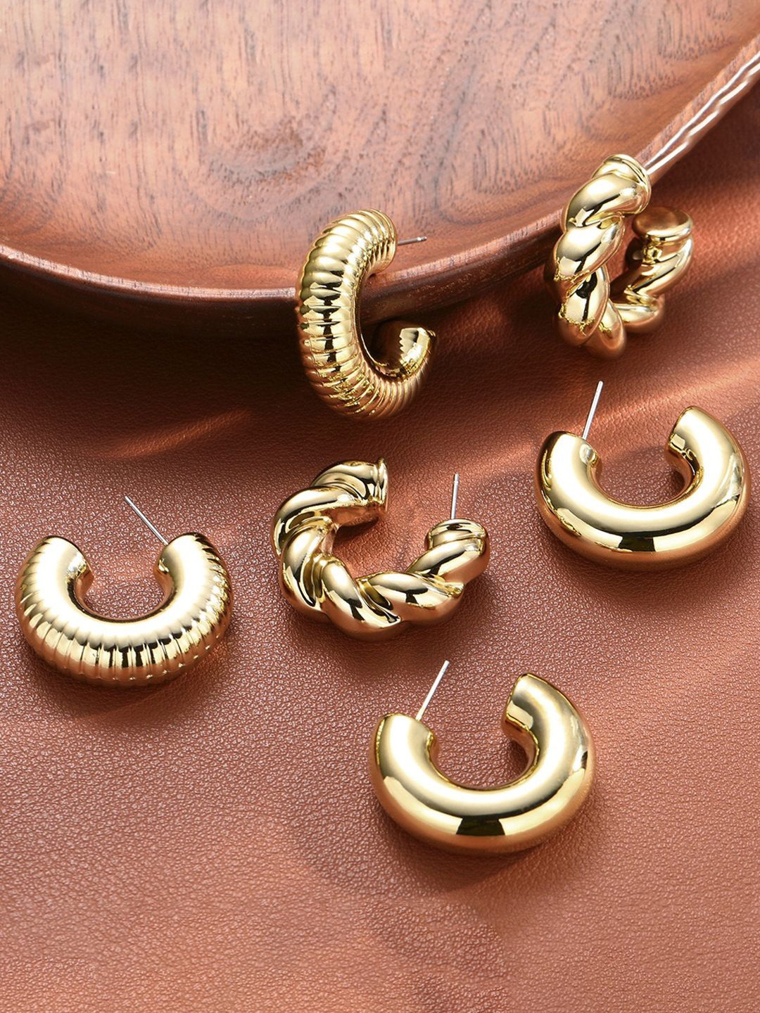 

Jewels Galaxy Contemporary Half Hoop Earrings, Gold