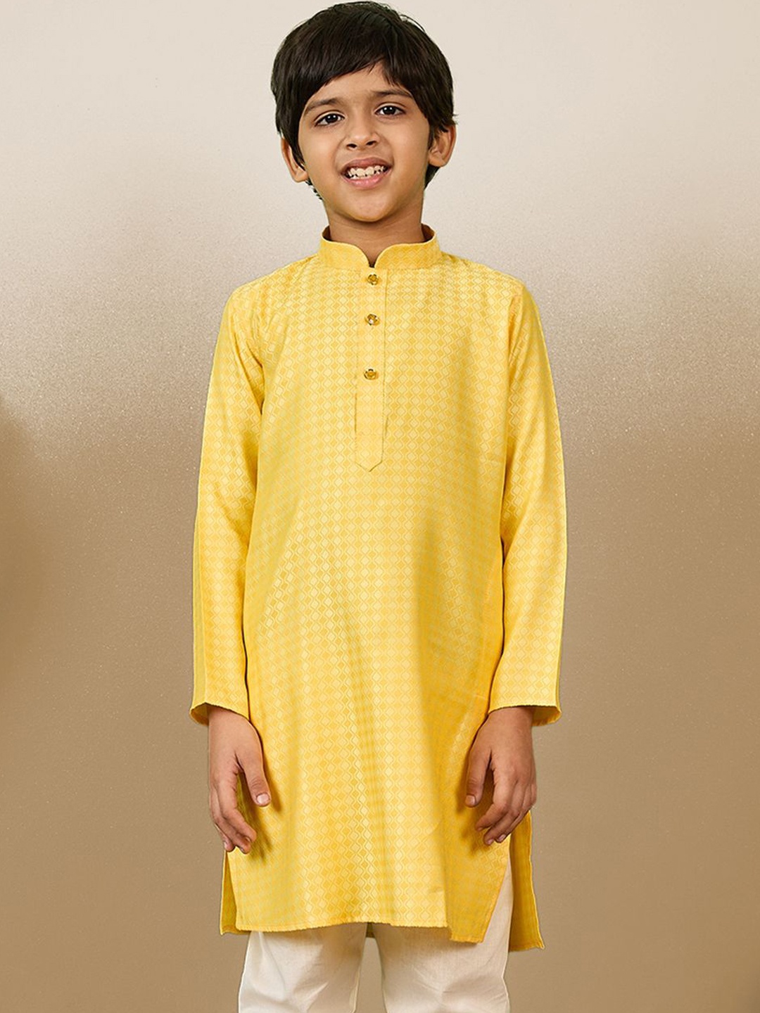 

Here&Now X Sanwara Boys Floral Kurta, Yellow