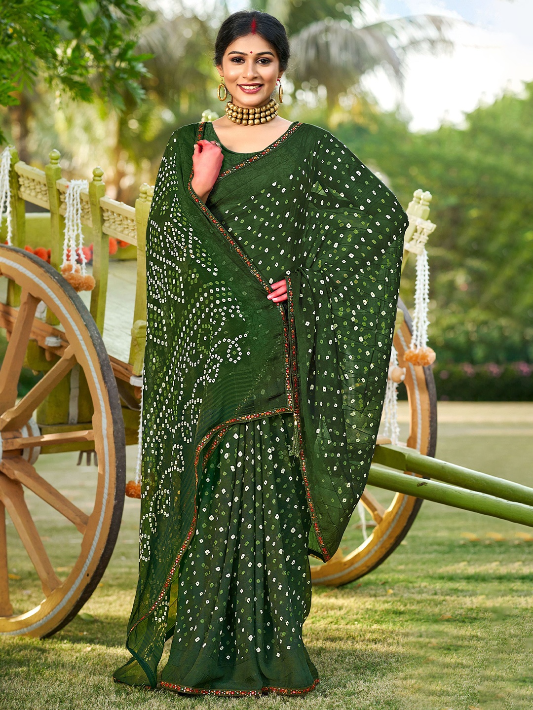 

VIRICA Bandhani Mirror Work Silk Blend Saree, Green