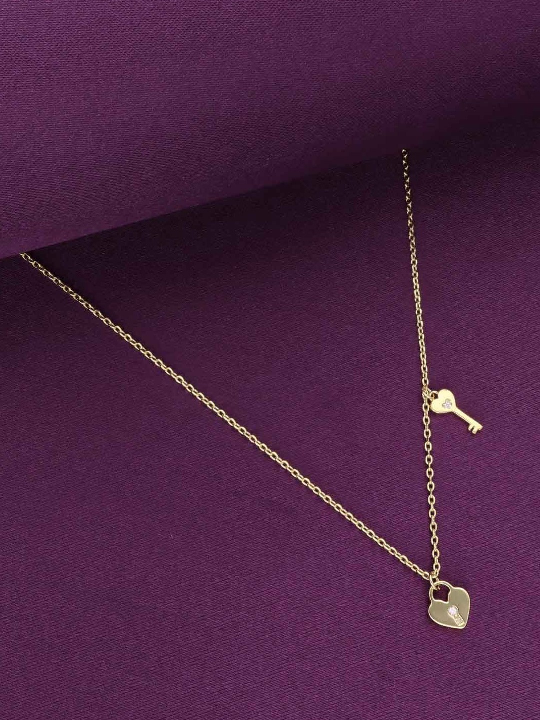 

KAI JEWEL 925 Sterling Silver Gold-Plated Heart Shaped Pendant With Chain