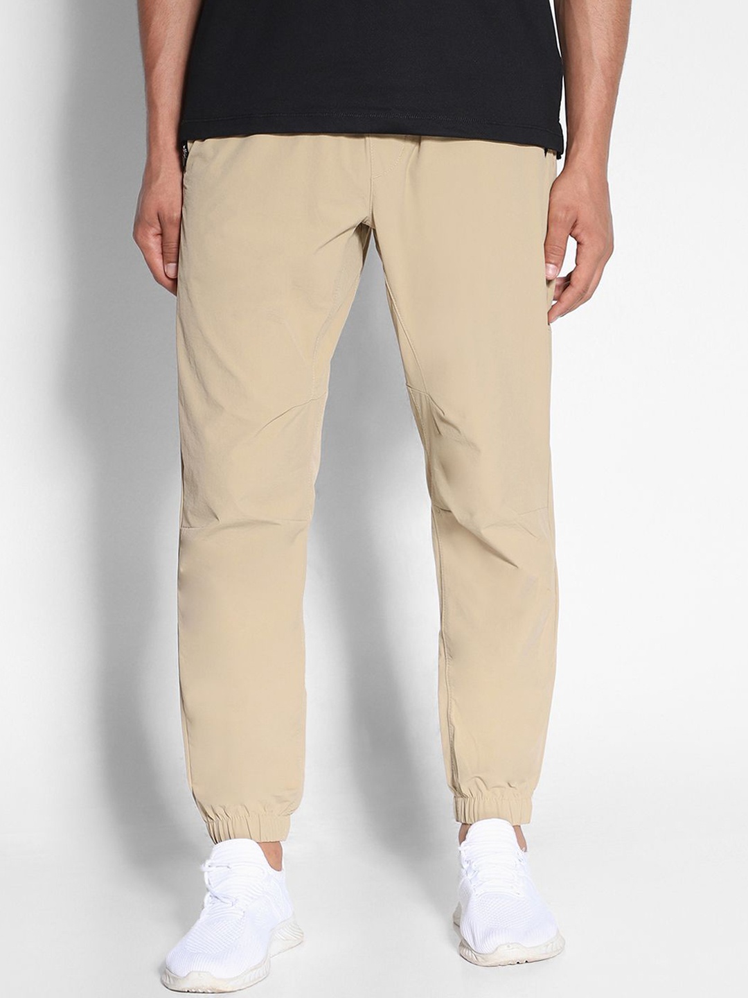 

AMERICAN EAGLE OUTFITTERS Men Solid Regular Fit Joggers, Beige