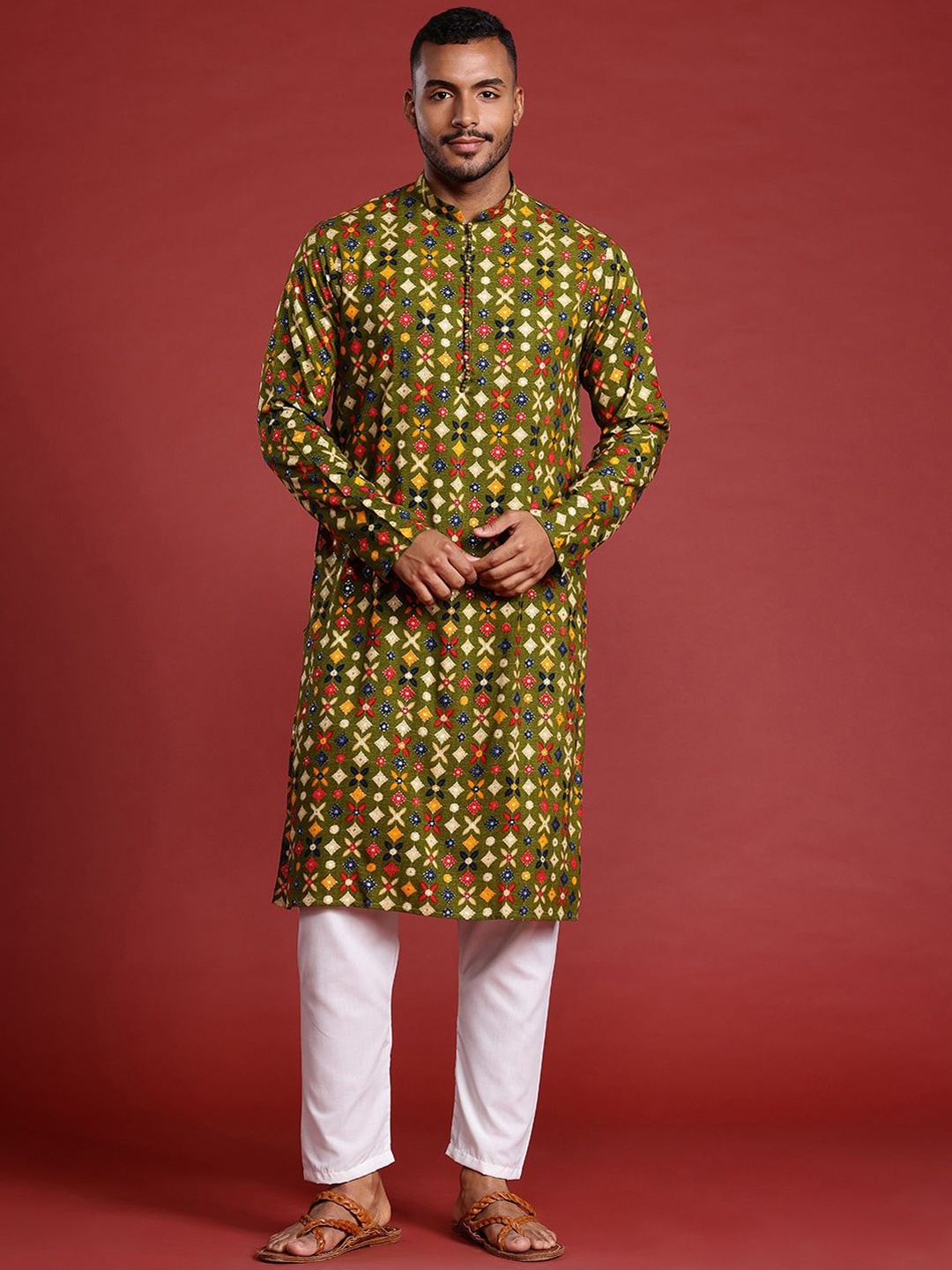 

MANQ Geometric Printed Mandarin Collar Pure Cotton Straight Kurta, Green