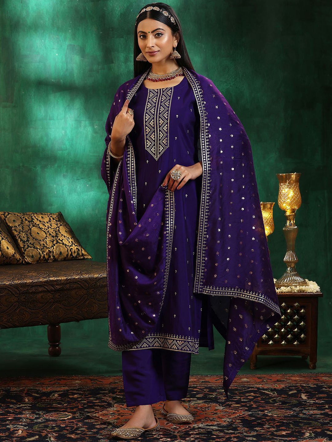 

Libas Women Floral Regular Kurta with Trousers & With Dupatta, Purple