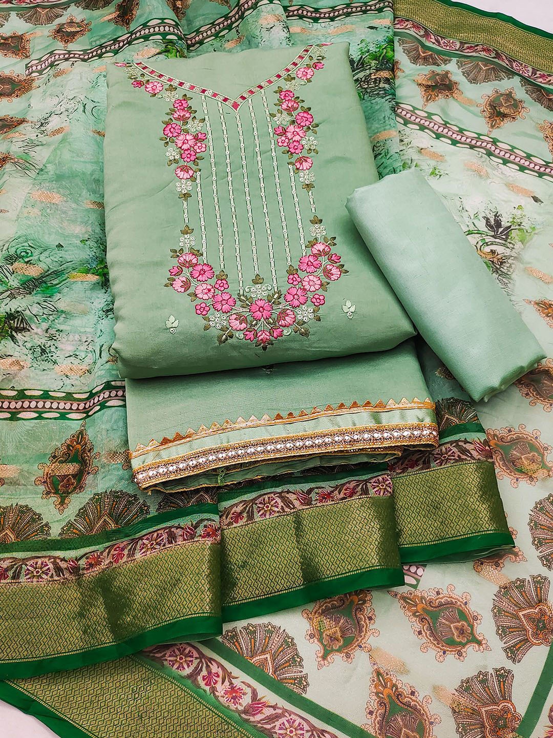 

Lilots Unstitched Dress Material, Green