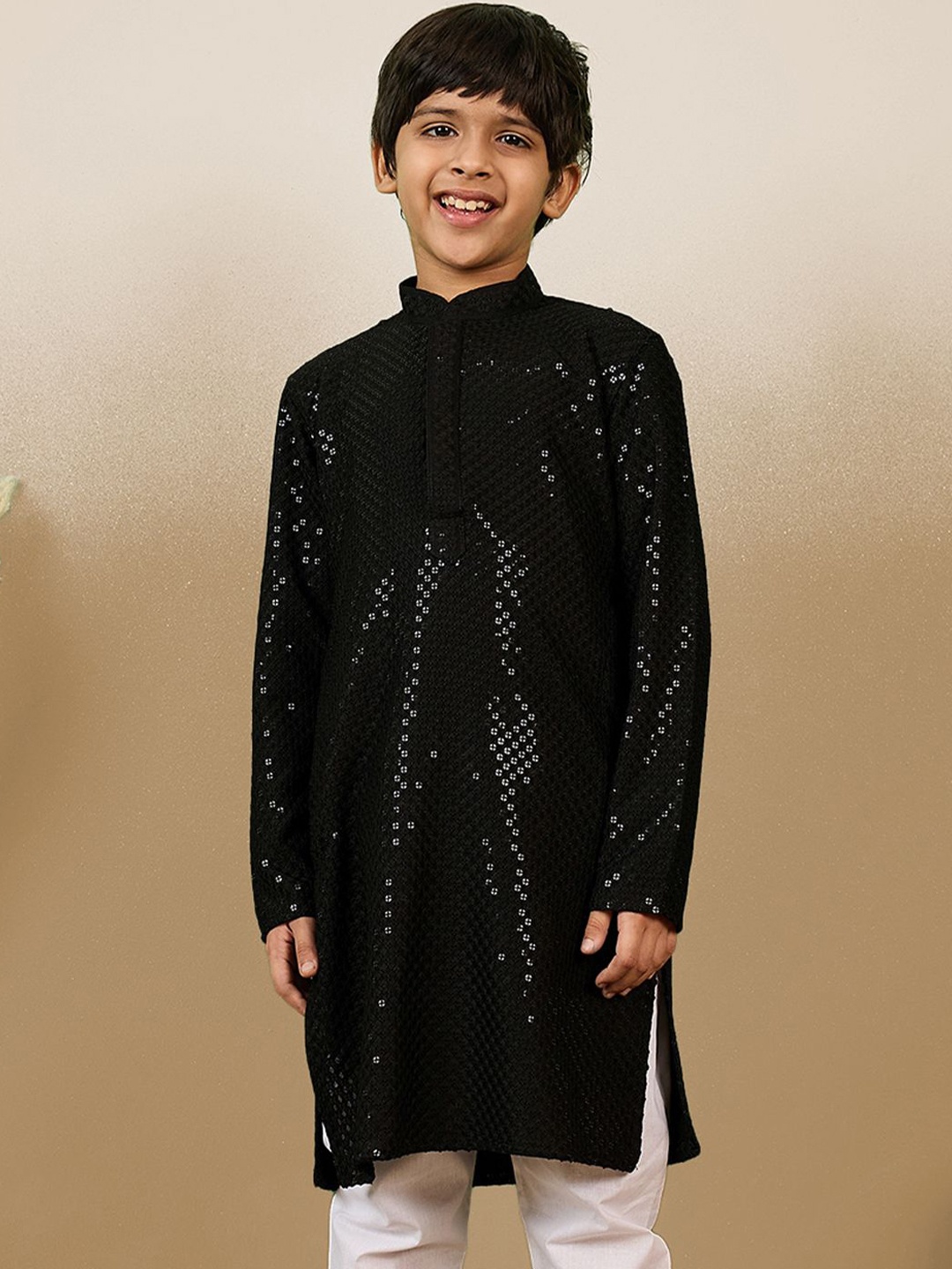 

Here&Now X Sanwara Boys Sequinned Kurta, Black