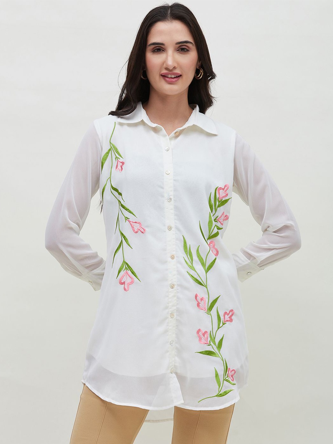 

Bitterlime Women Relaxed Spread Collar Floral Printed Casual Shirt, White