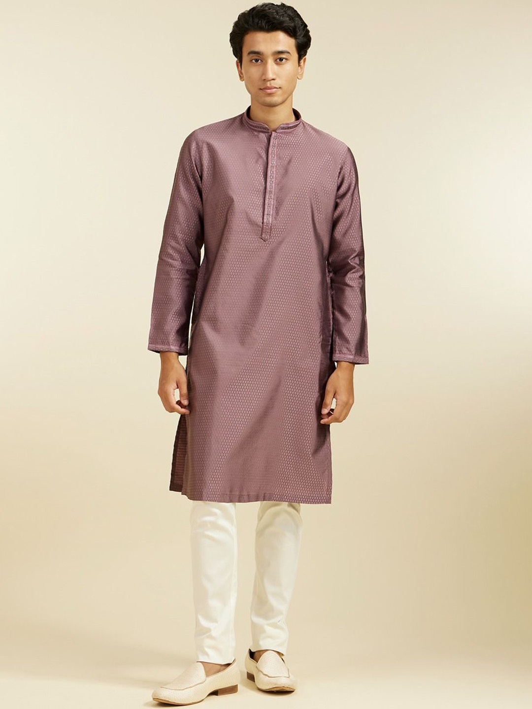 

Diwas by Manyavar Ethnic Motifs Self Design Mandarin Collar Straight Kurta, Purple