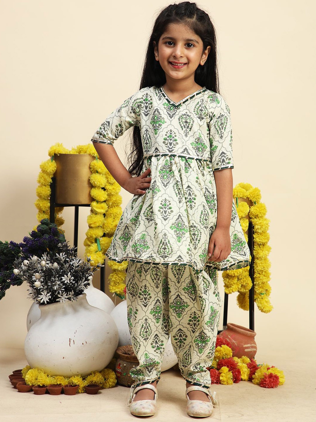 

Cutiekins Girls Ethnic Motifs Printed Regular Gotta Patti Kurta with Dhoti Pants, Beige