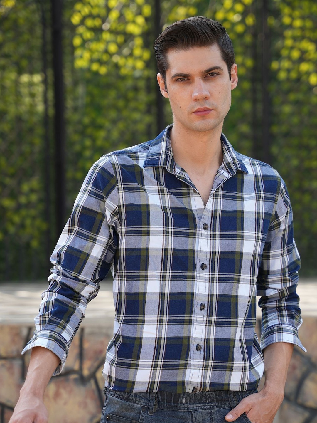 

POE Men Smart Slim Fit Tartan Checks Opaque Checked Casual Shirt, Green