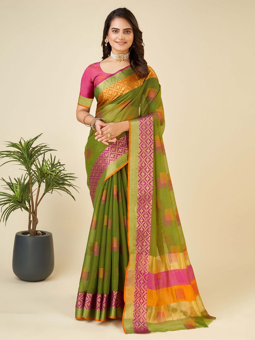 

Kriyansh Woven Design Zari Banarasi Saree, Green