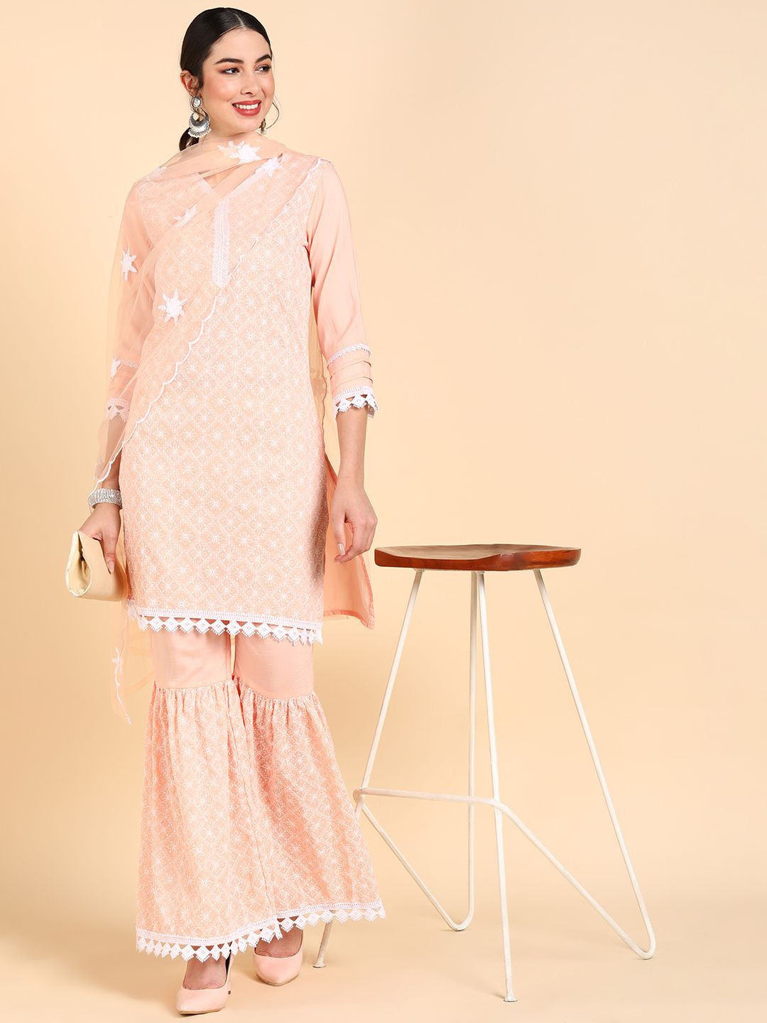 

AHIKA Women Ethnic Motifs Embroidered Regular Thread Work Kurta with Sharara & With Dupatta, Peach