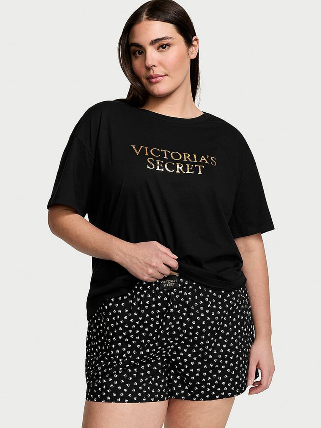 

Victoria's Secret Plus Size Women Typography Printed Round Neck Short Sleeves Night suit, Black