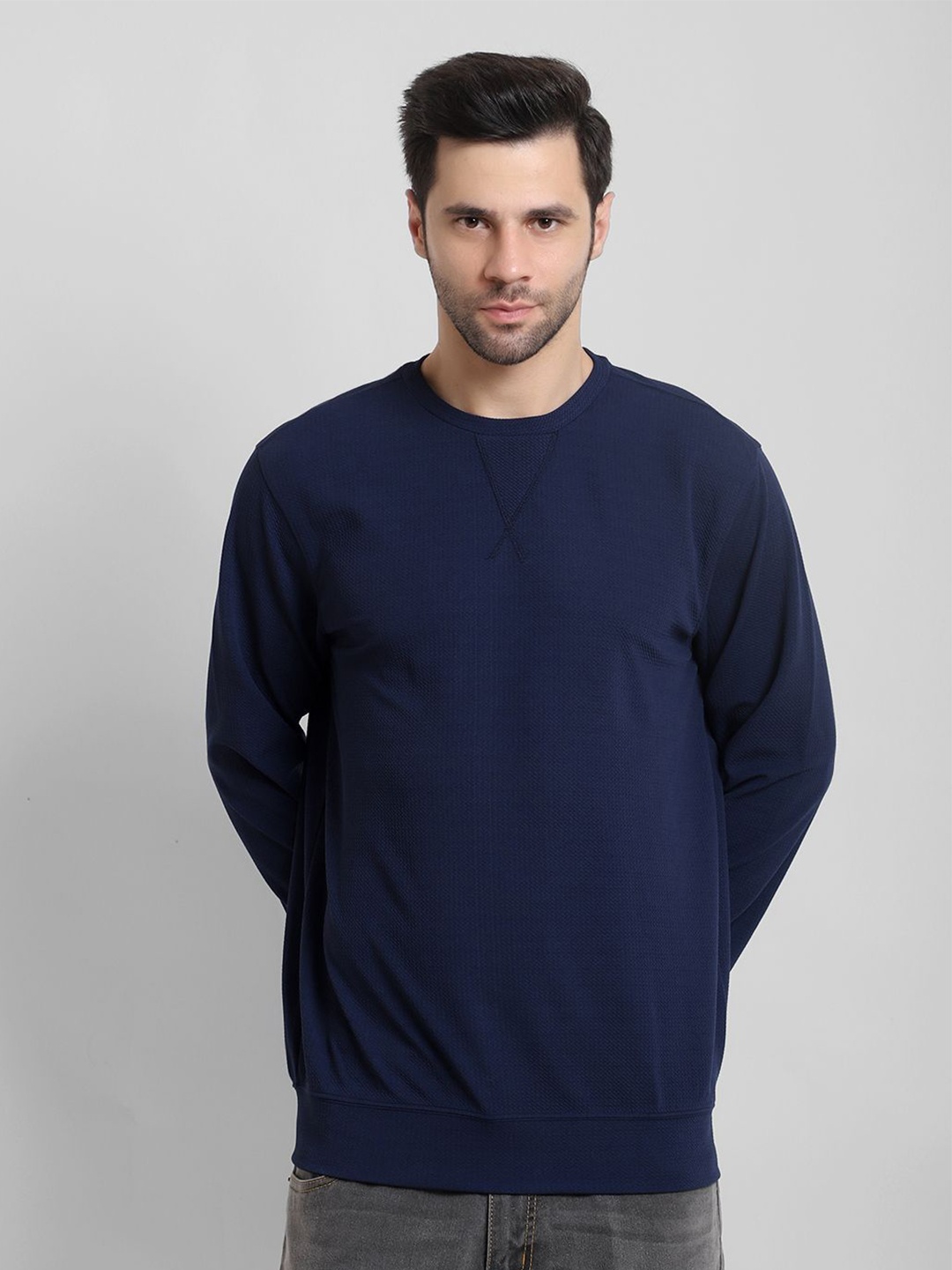 

Canjuice Men Solid Round Neck Pullover Sweatshirt, Navy blue