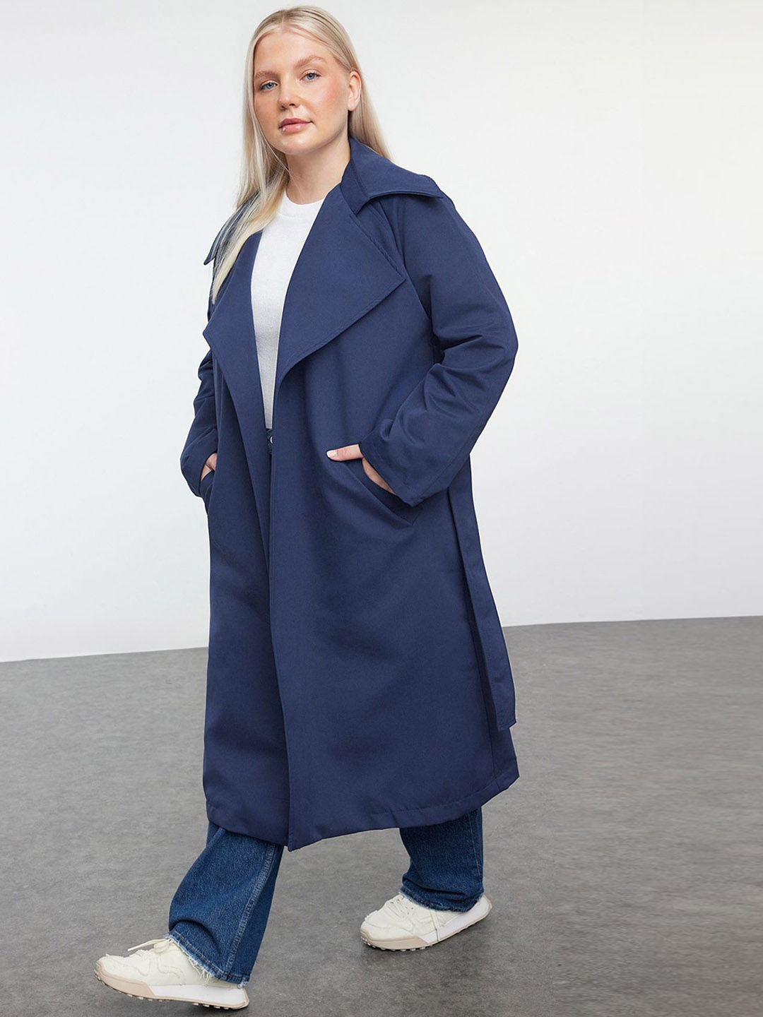 

Trendyol Notched Lapel Overcoat, Blue