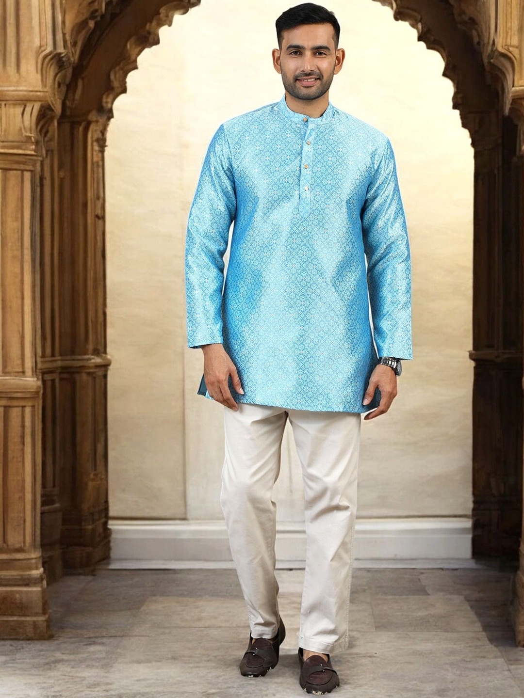 

TATTVA Men Kurta, Blue