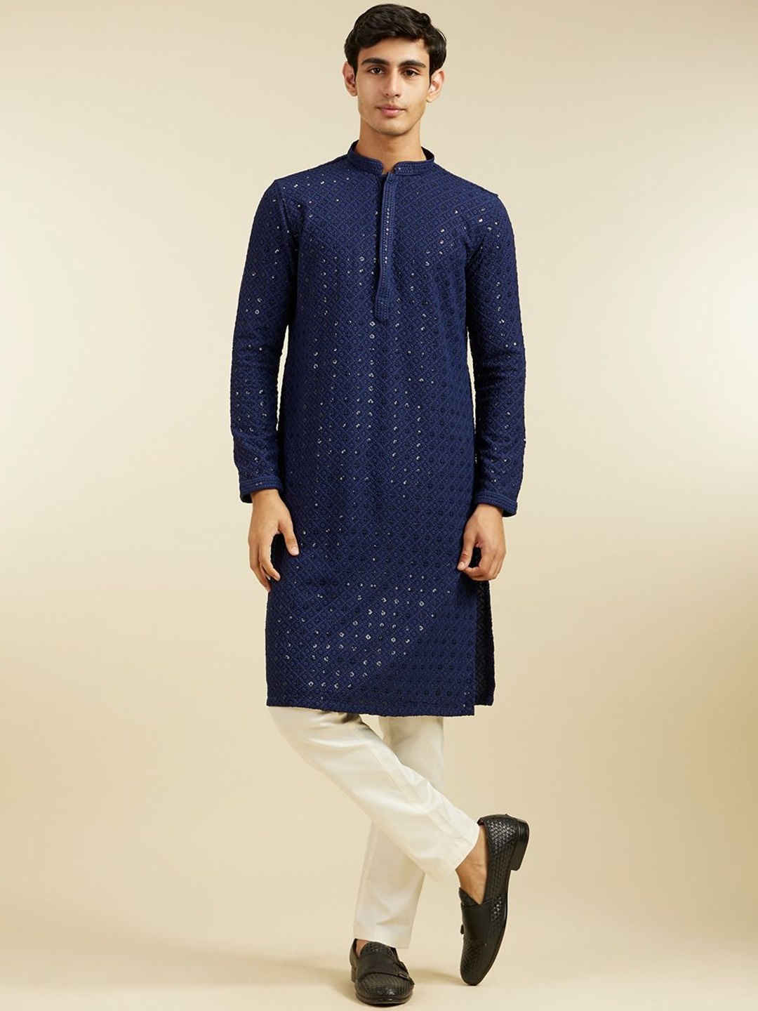 

Diwas by Manyavar Geometric Chikankari Embroidered & Sequinned Mandarin Collar Kurta, Blue