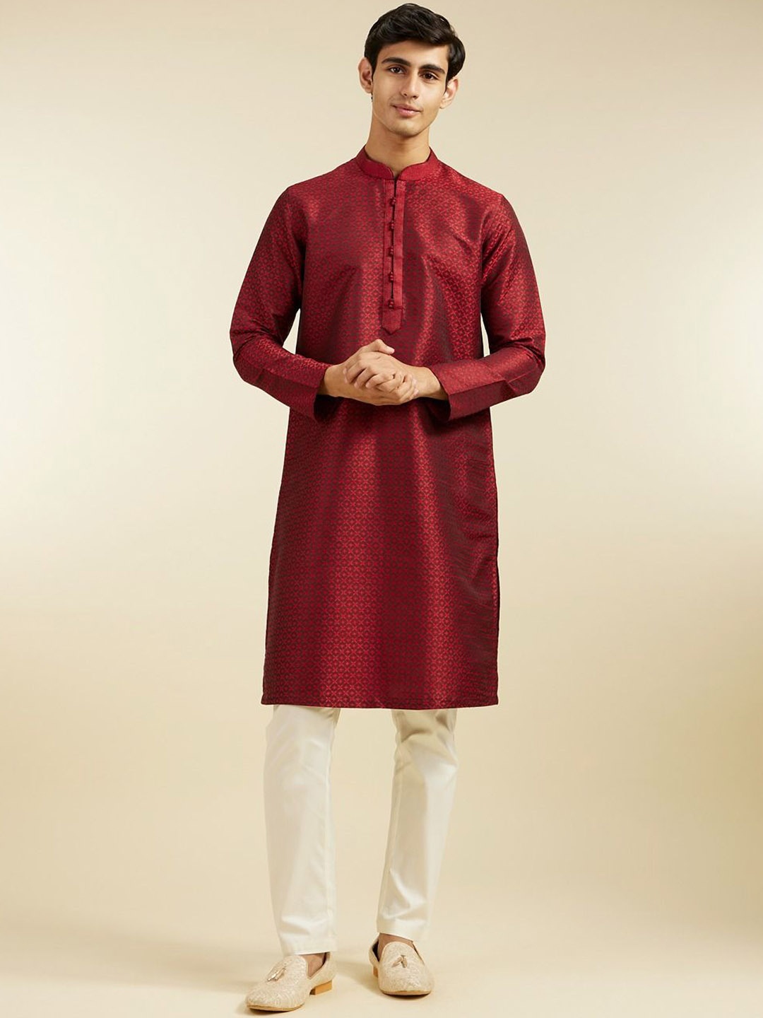

Diwas by Manyavar Ethnic Motifs Woven Design Mandarin Collar Thread Work Straight Kurta, Maroon