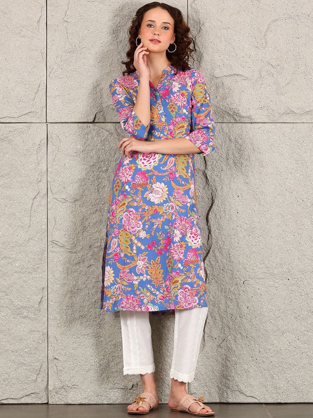 

W Women Floral Printed Flared Sleeves Sequinned Kurta, Blue